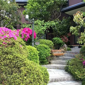 hananobou-kinkakuji-michi.hotels-in-kyoto.org/