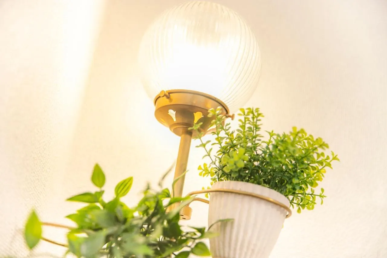 Apartment Harmonia Tokyo Koiwa: Convenient City Stay for 6